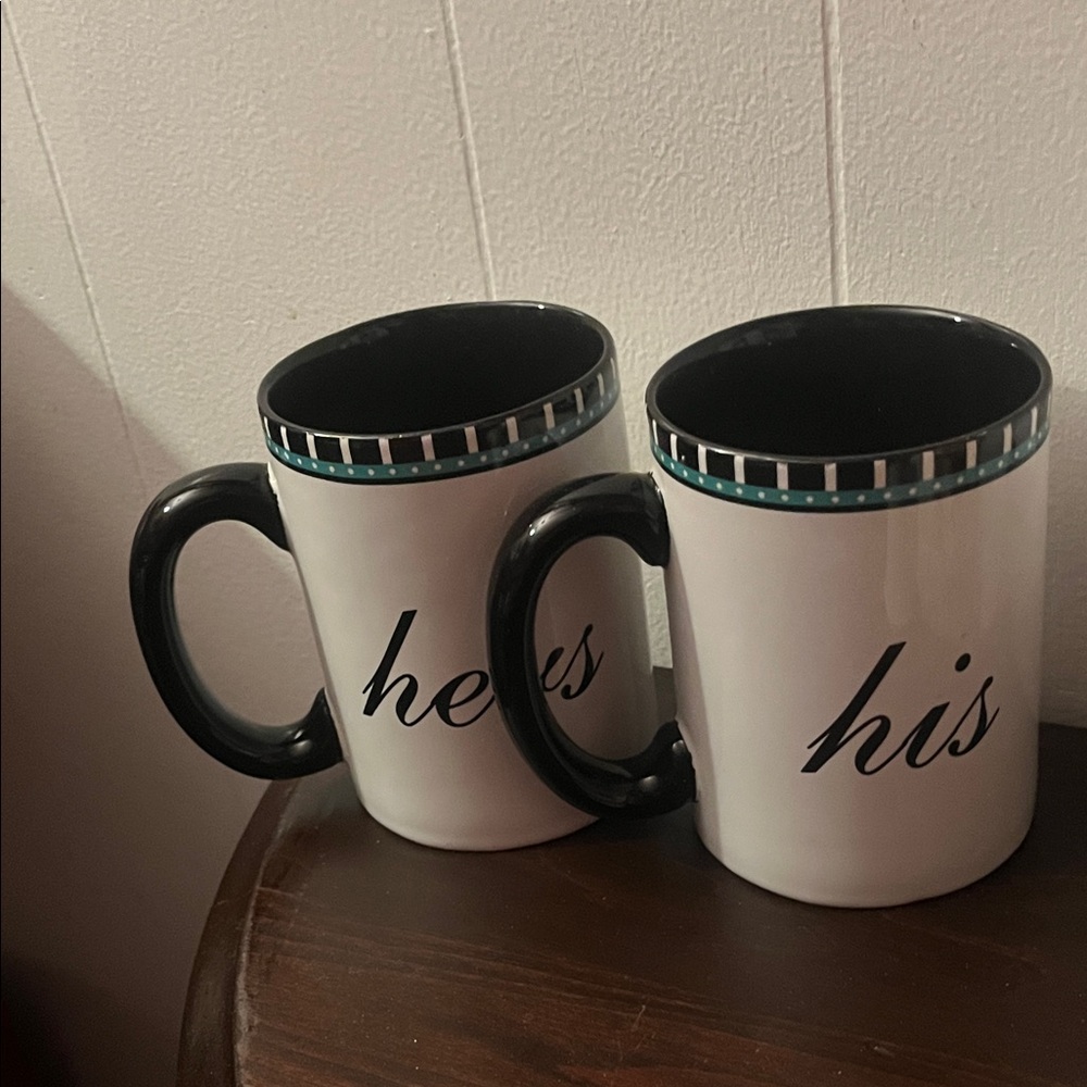 Black and White 'His' and 'Hers' Mug Set